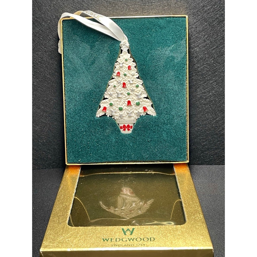 Vintage 2002 Wedgwood Jasperware Christmas Tree Ornament Mint! In Original Box